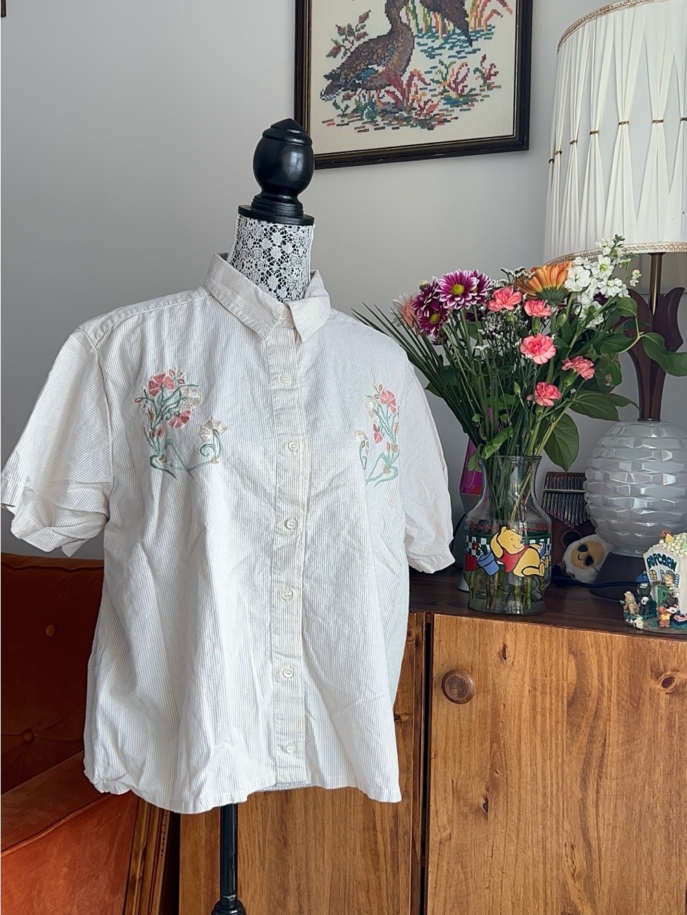 White Floral Embroidered Short-Sleeve Button-Down Shirt